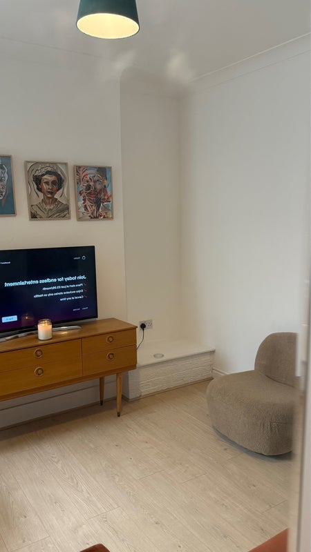 Room Rossett Street in Liverpool