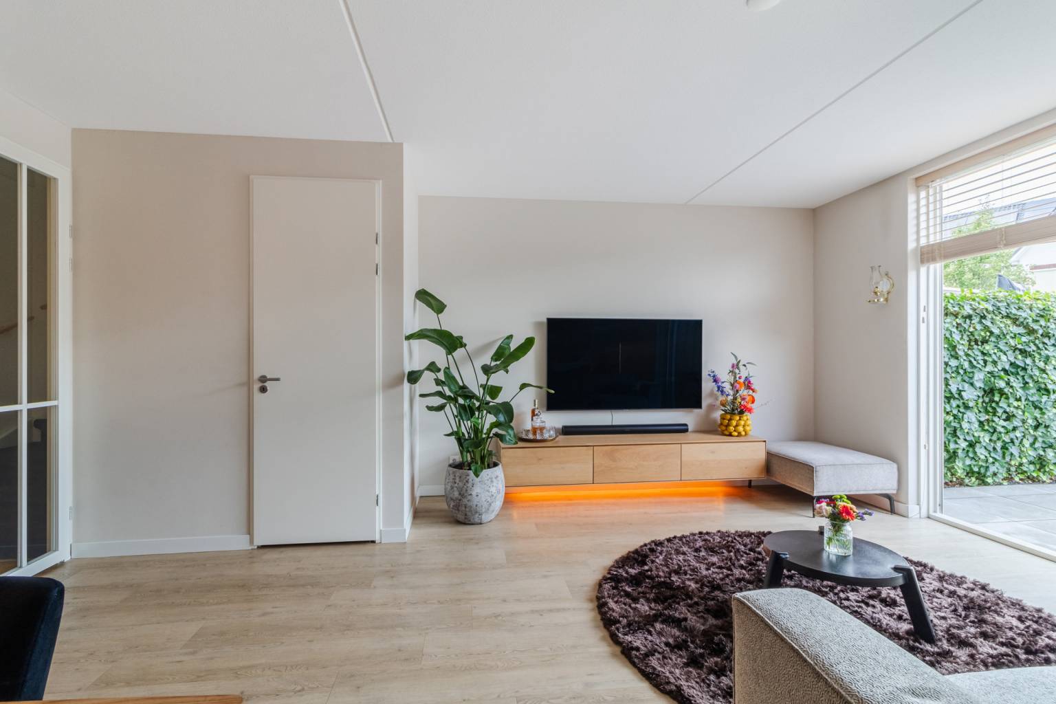 Tussenwoning te koop: Doorkijk 10, Maassluis