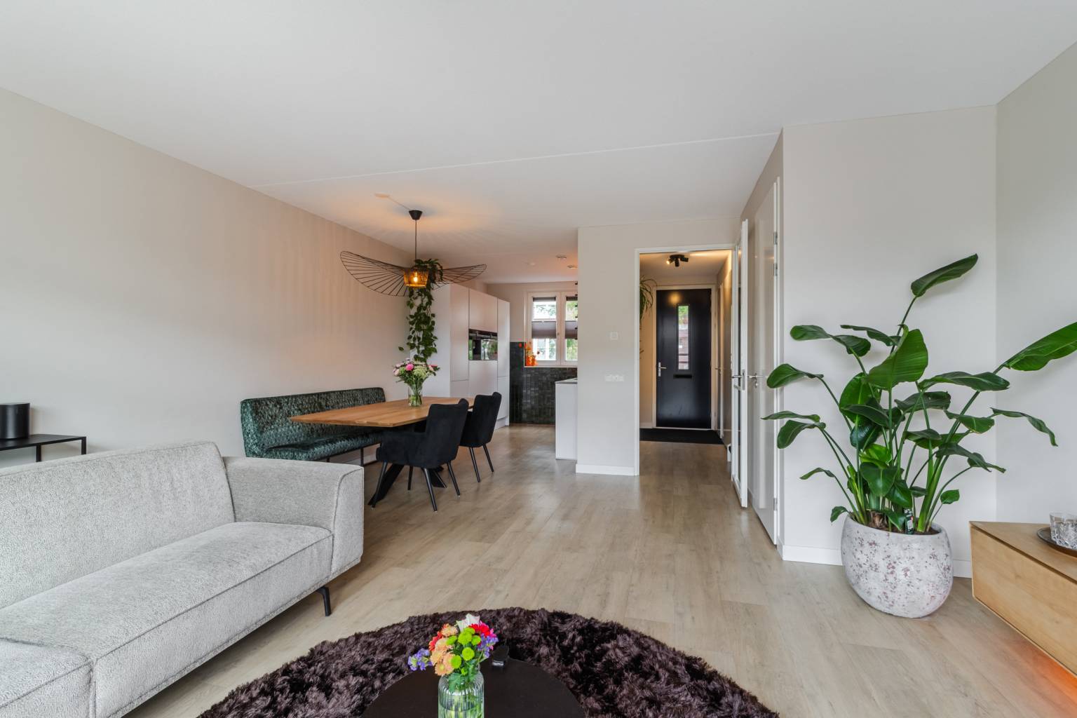 Tussenwoning te koop: Doorkijk 10, Maassluis