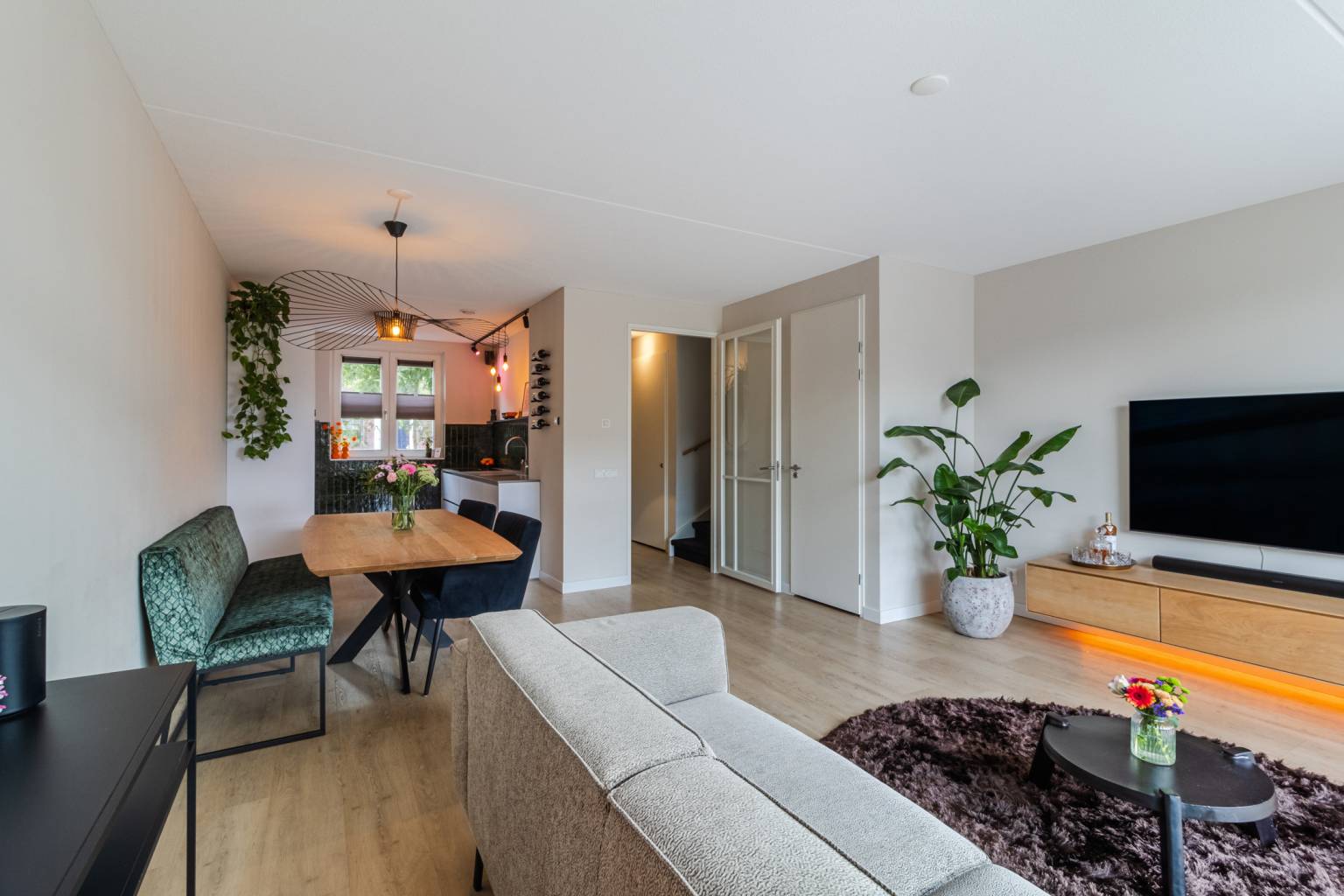 Tussenwoning te koop: Doorkijk 10, Maassluis
