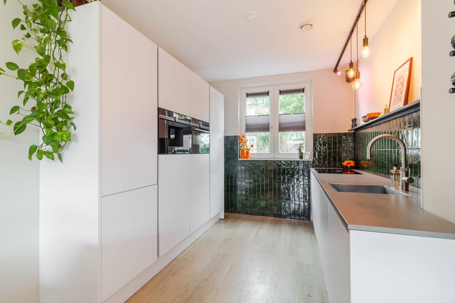 Tussenwoning te koop: Doorkijk 10, Maassluis