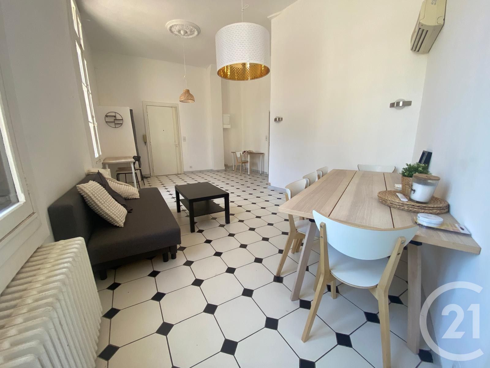 Appartement Place Jean-Antoine Chaptal à Montpellier