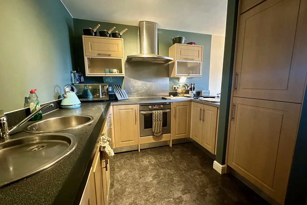 Flat Wharton Court in Chester
