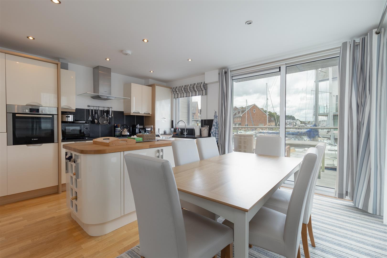 House Redshank Way in Whippingham