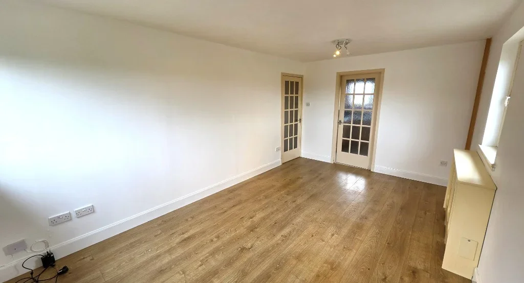 Flat Shapinsay Court in Aberdeen City