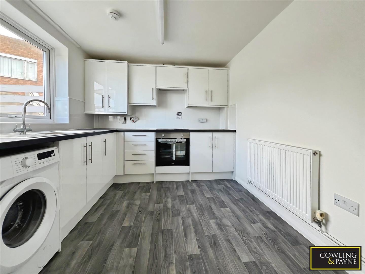 Flat Runwell Road in Wickford