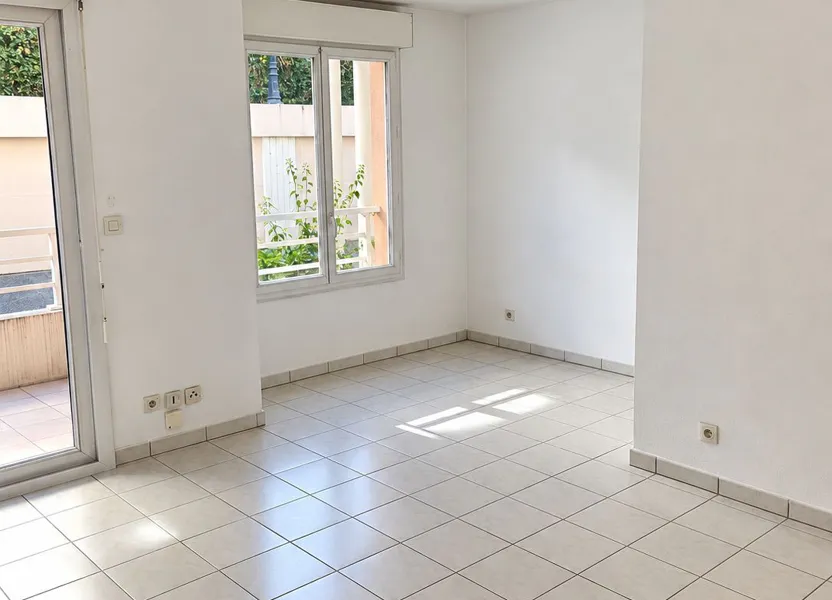 Flat Avenue Docteur Julien Lefebvre in Villeneuve-Loubet