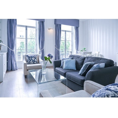 Flat Cathcart Road in Greater London