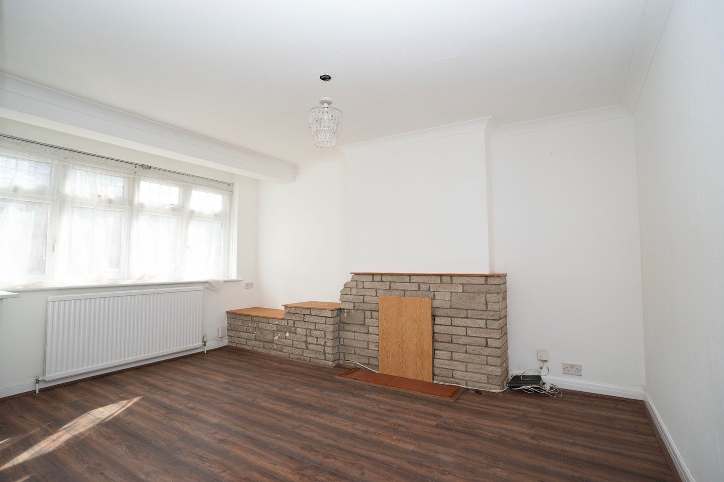 House Chestnut Grove in Greater London