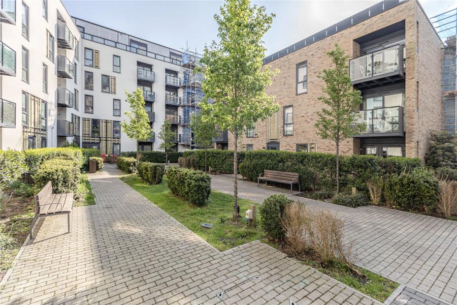 Flat The Green in Warlingham