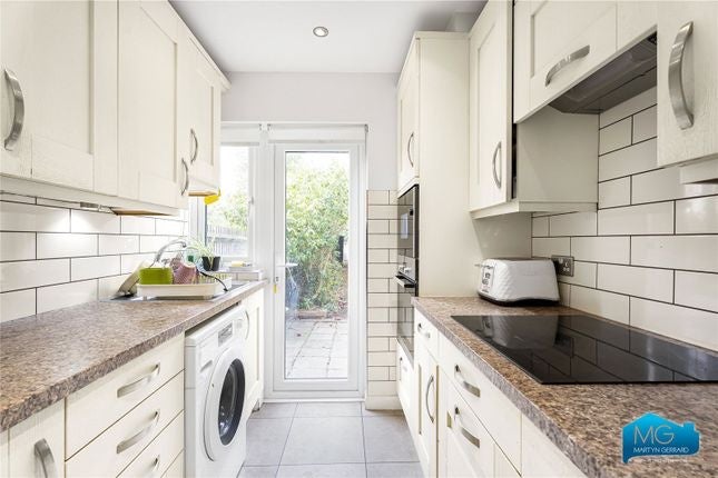 House Cardrew Avenue in Greater London