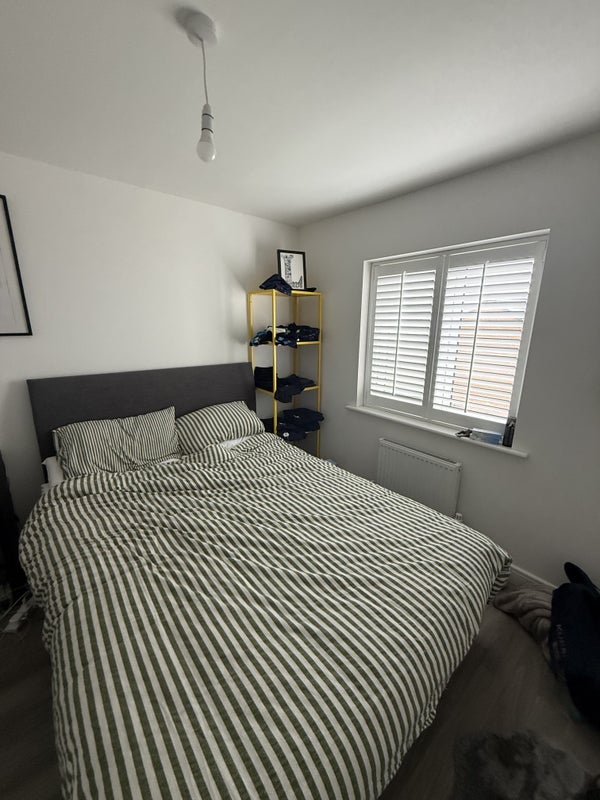 Room Elder Way in Leeds