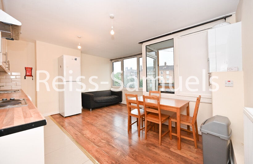 Flat Bath Terrace in Greater London