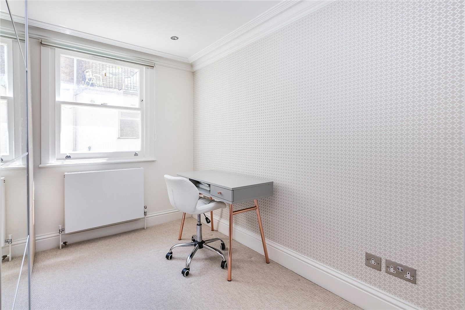 Flat Elgin Avenue in City of Westminster