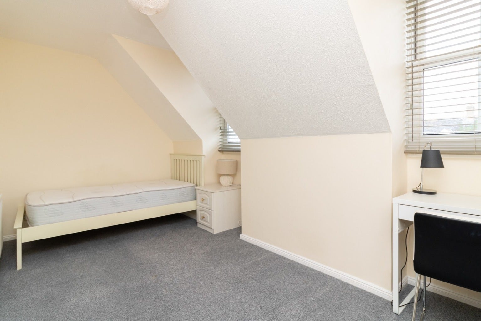 Flat Coppergate in Canterbury