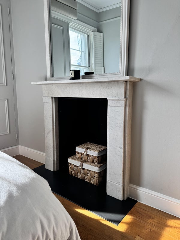 Room North Side Wandsworth Common in Greater London