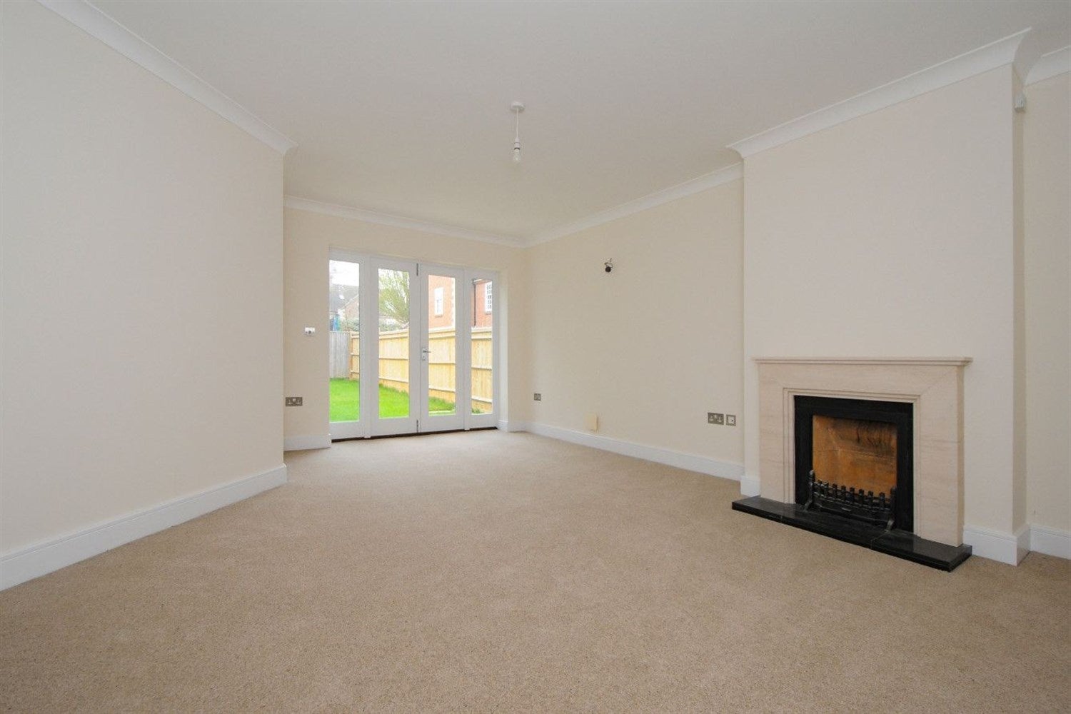 House Laxton Meadow in Chichester