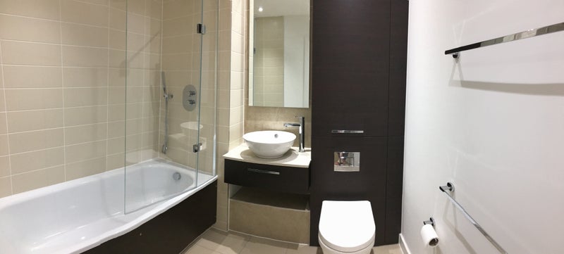 Room Williamsburg Plaza in Greater London
