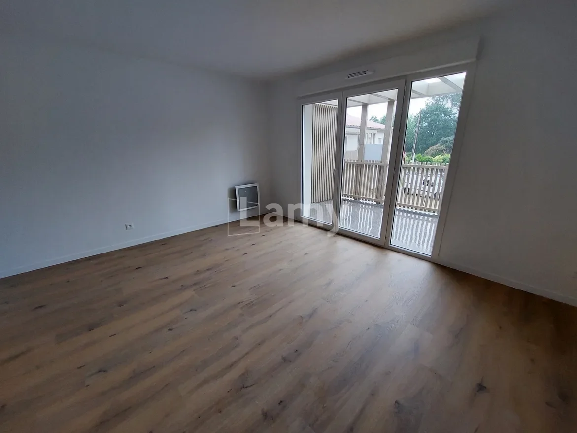 Flat Rue de la Sablière in Lit-et-Mixe