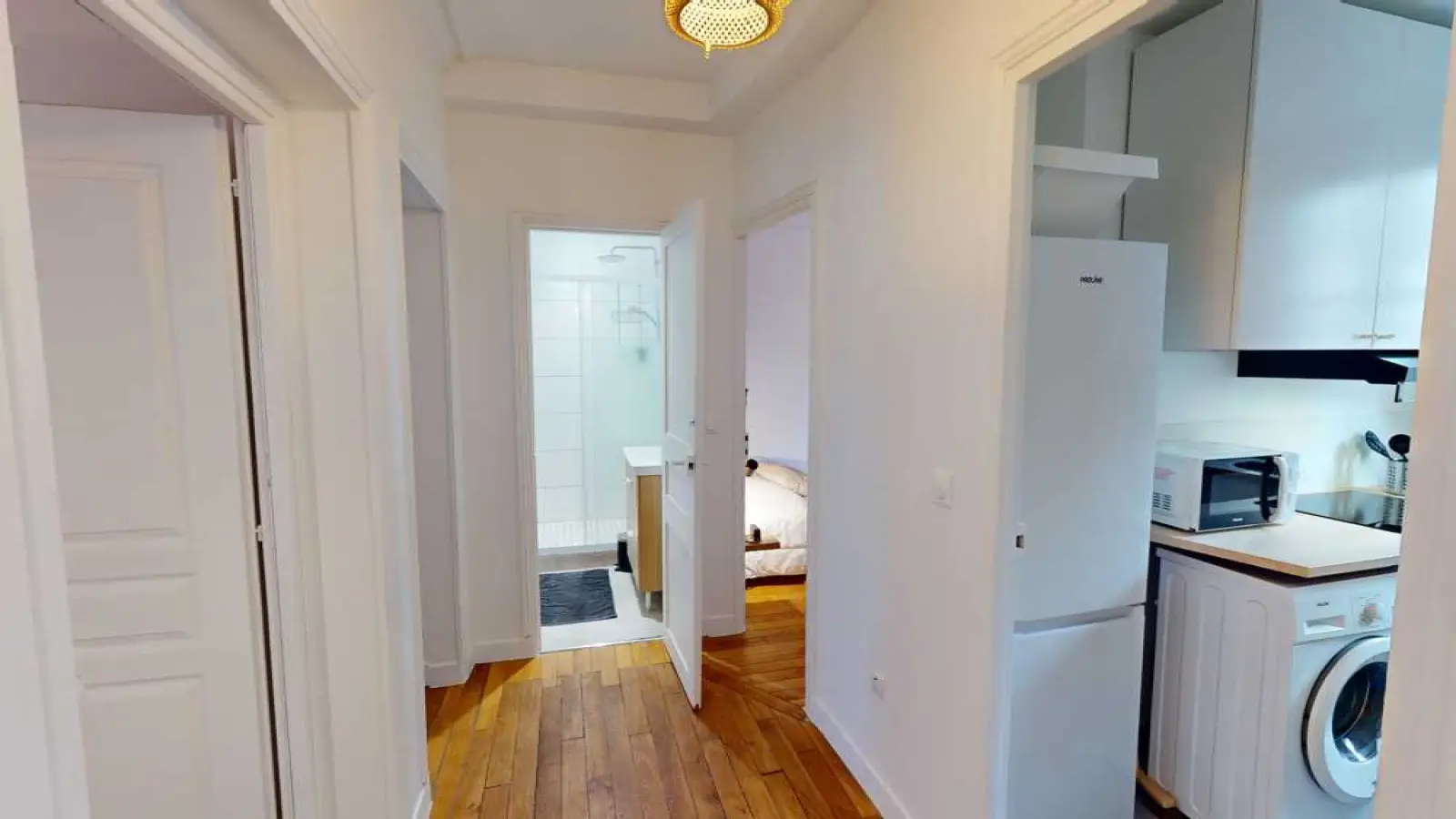 Chambre Rue Crozatier à Paris