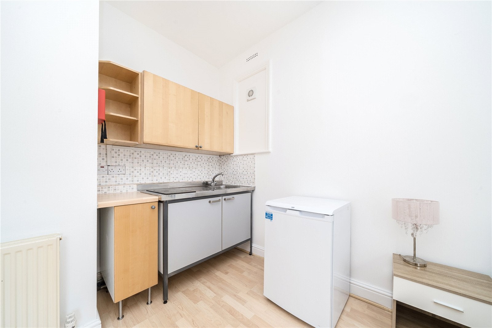 Flat Glendower Place in Greater London