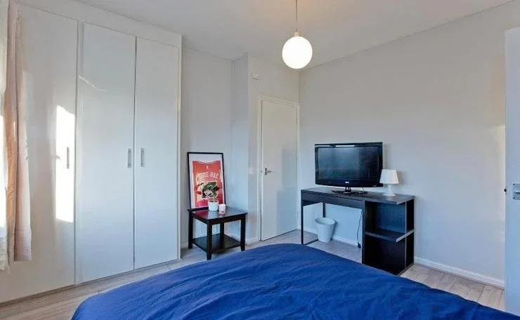 Room Henningham Road in Greater London