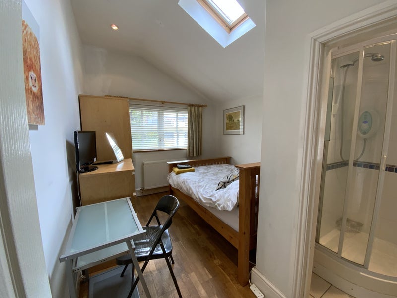 Room Claremont Road in Rugby