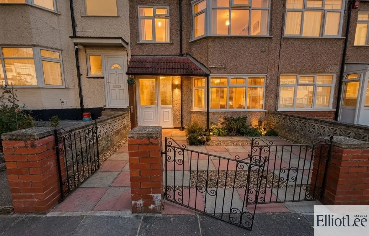 House Whitby Road in Greater London