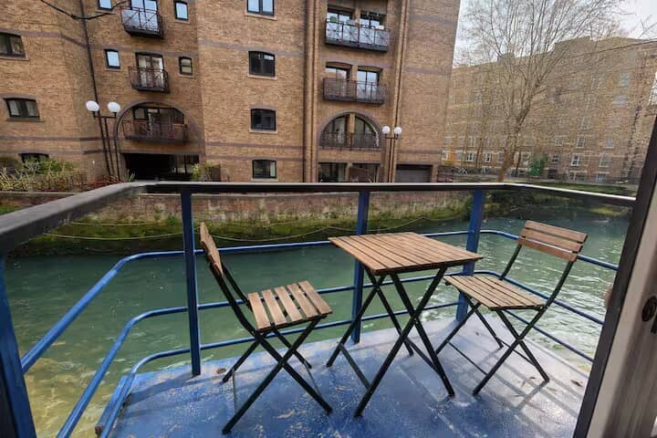 Flat Shad Thames in Greater London