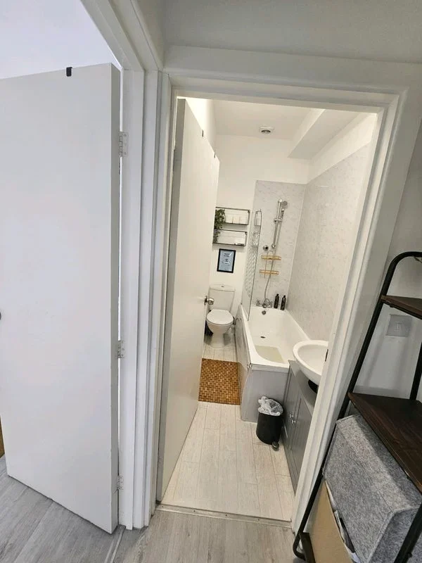 Room King Street in Greater London