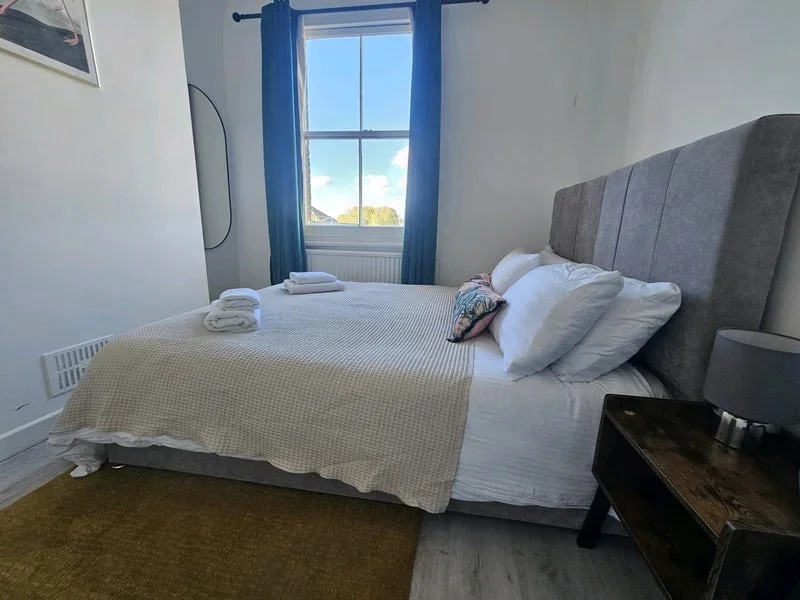 Room King Street in Greater London
