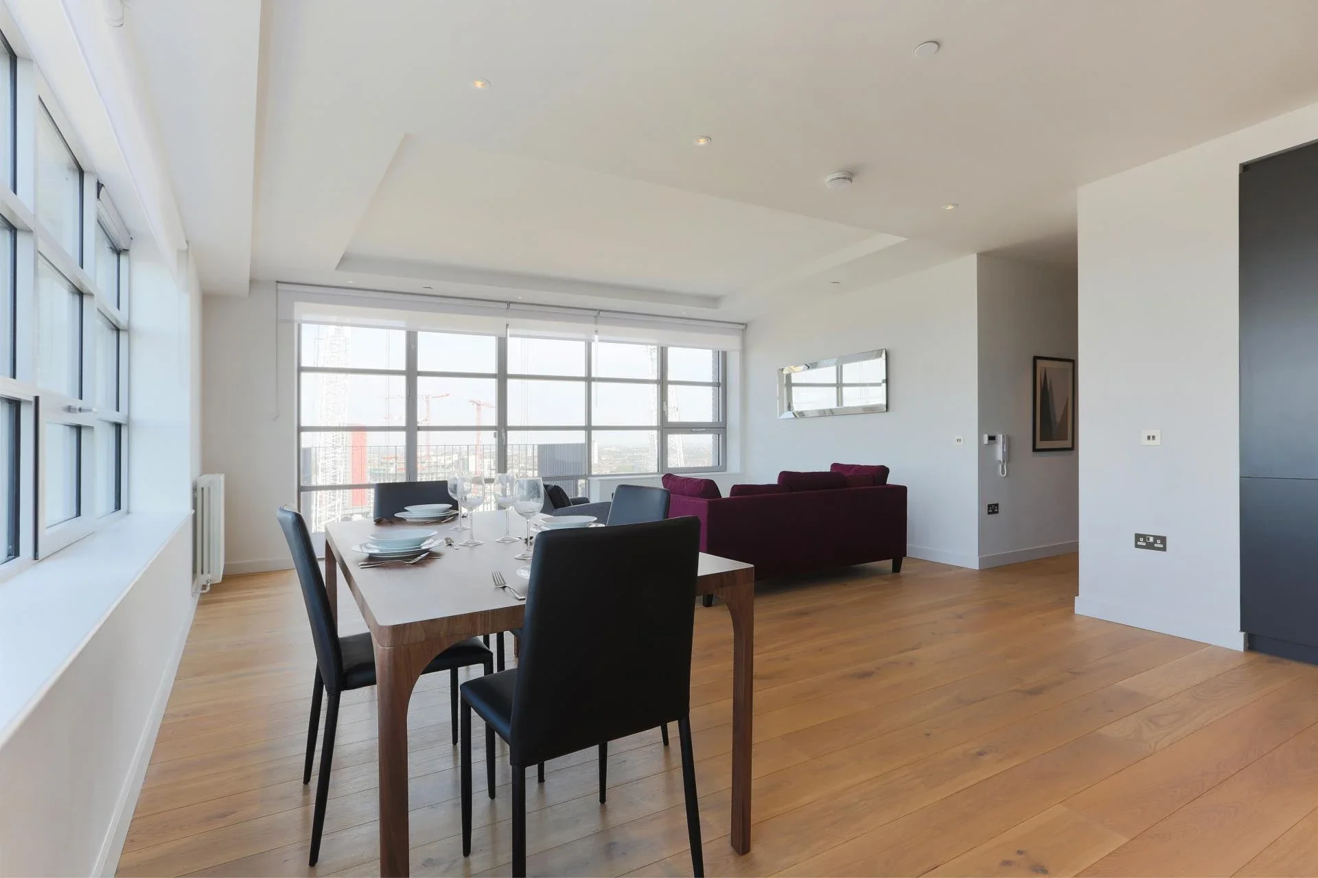 Flat Hope Street in Greater London