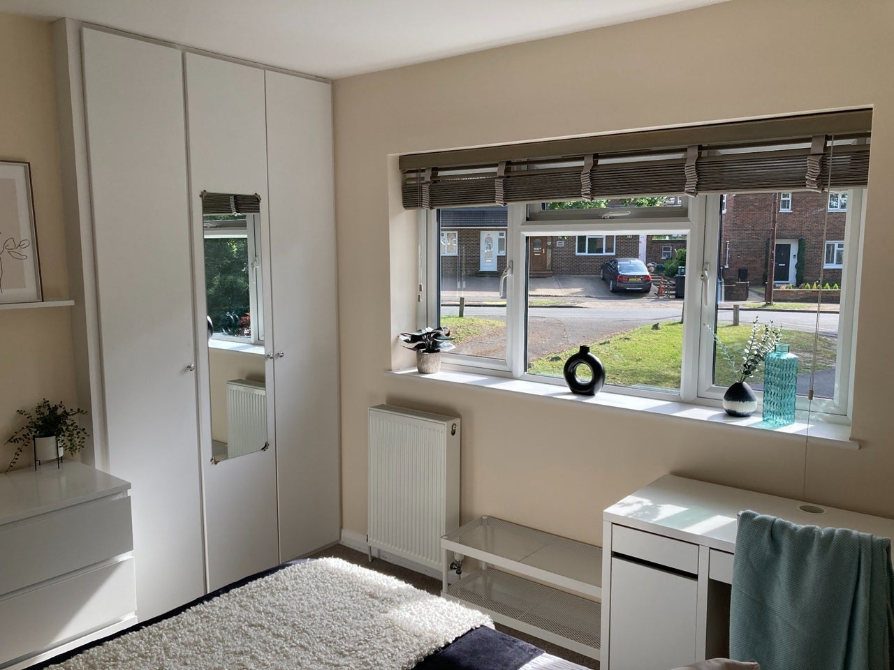 Room Princess Road in Woking