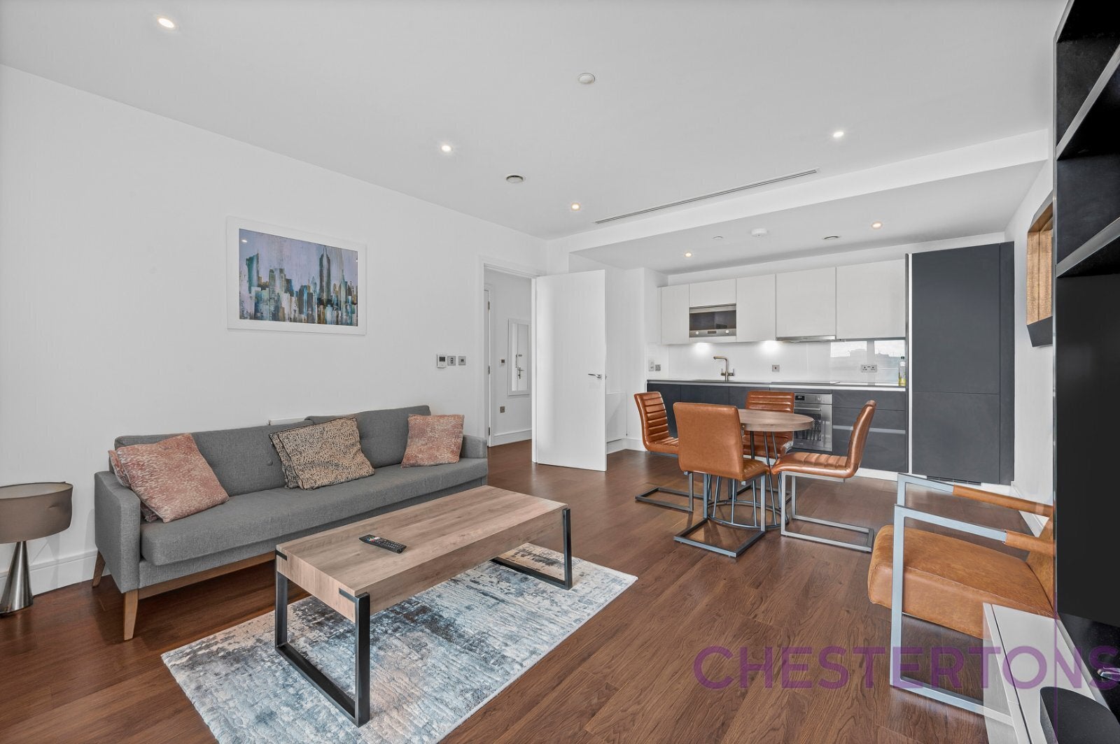 Flat Roupell Street in Greater London