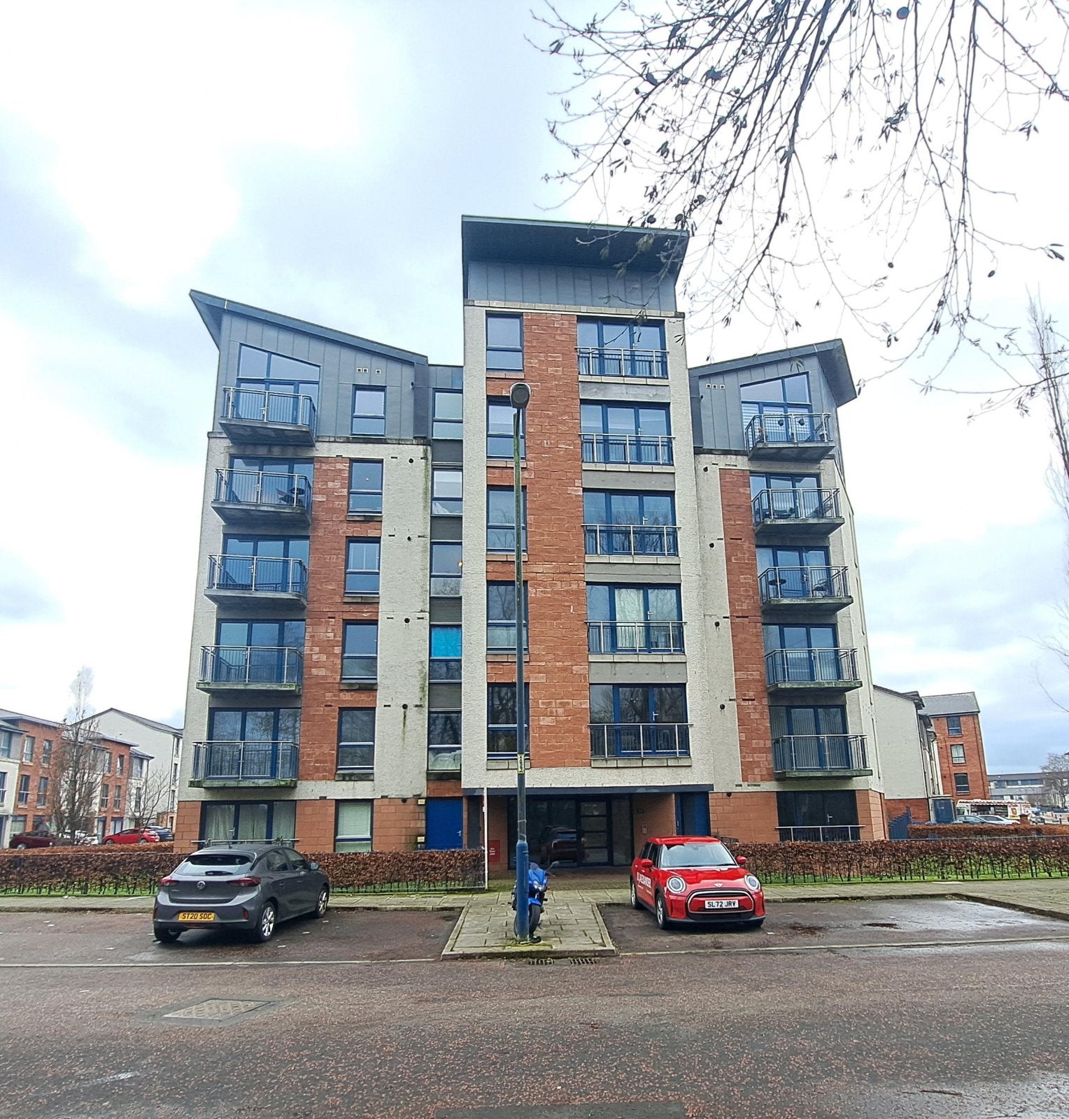 Flat Haughview Terrace in Glasgow