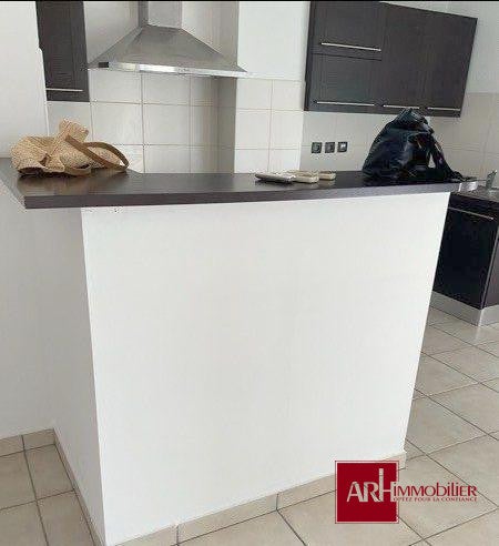 Flat Chemin de la Source in Saint-Denis