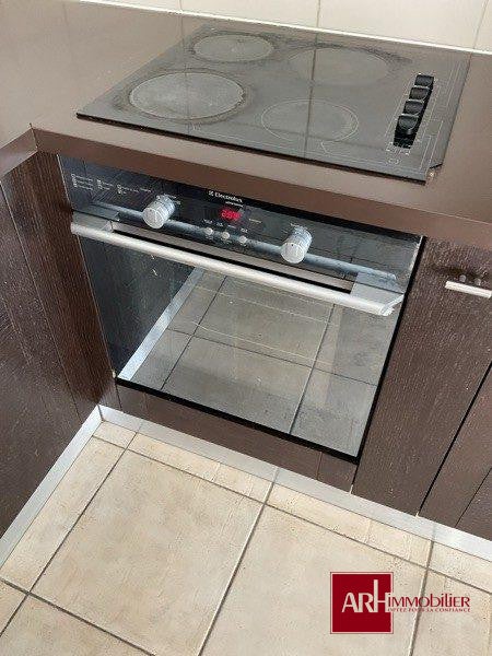 Flat Chemin de la Source in Saint-Denis
