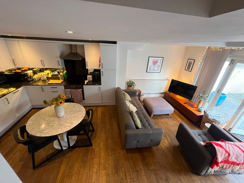 Room Hornsey Road in Greater London