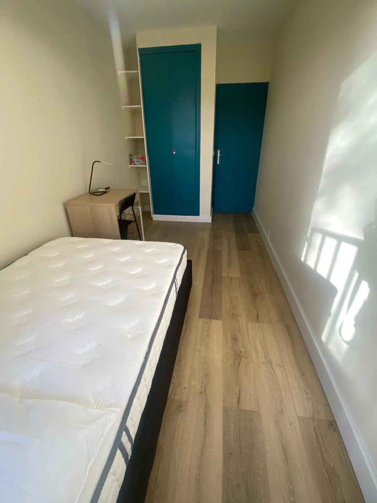 Chambre Rue des Trois Moulins à Melun