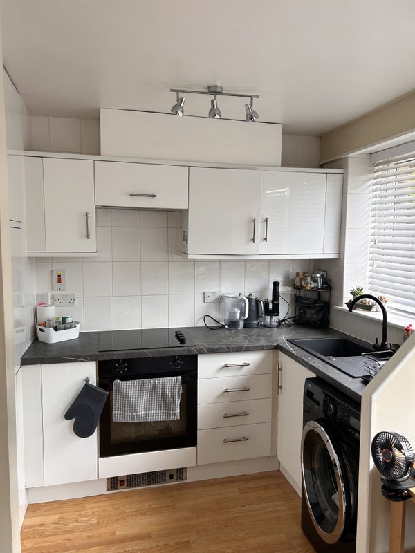 Flat Harborne Park Road in Birmingham