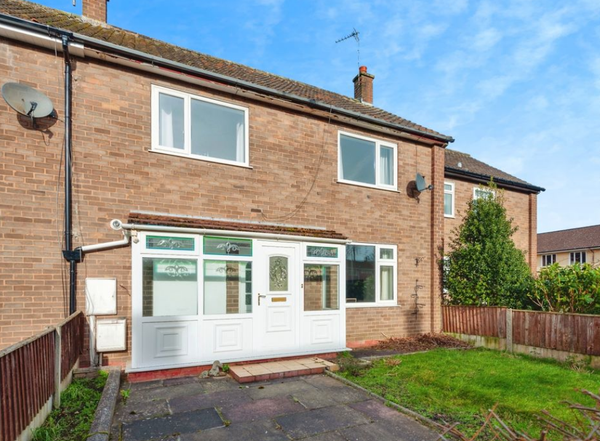 House Upton Way in Handforth