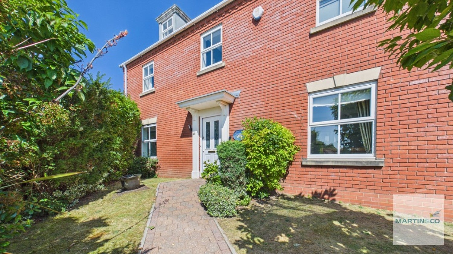 House Gettings Close in Lichfield