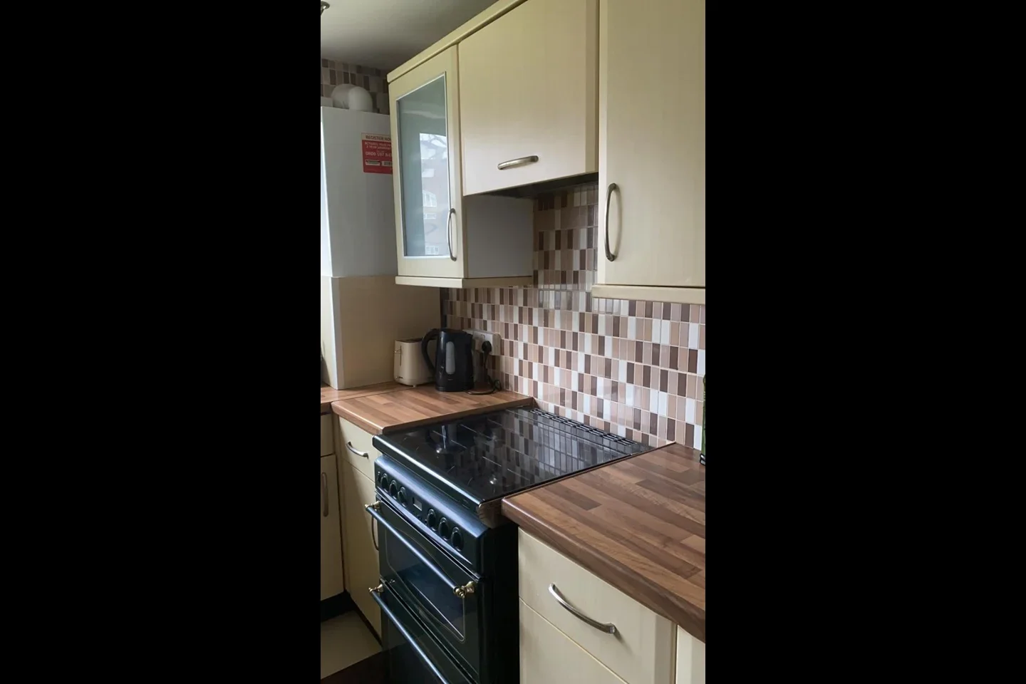 Room Studley Road in Greater London