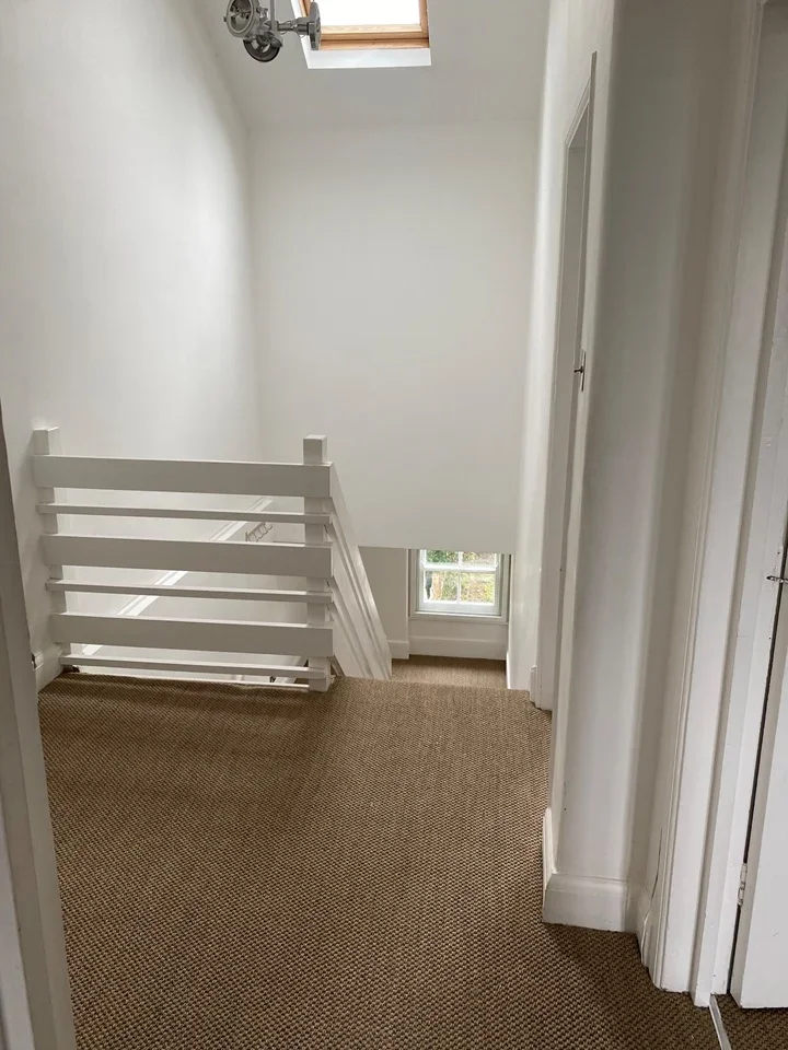 Flat Winchester Avenue in Greater London