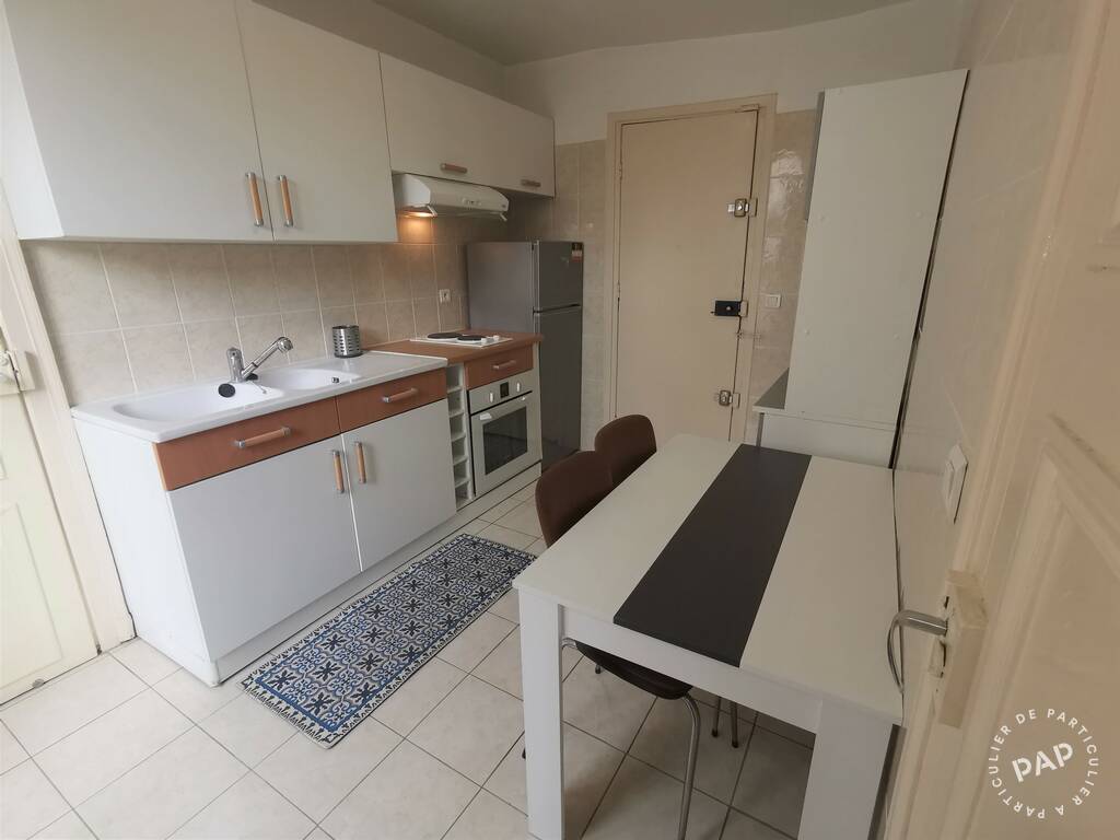 Flat Place du Général Kœnig in Paris