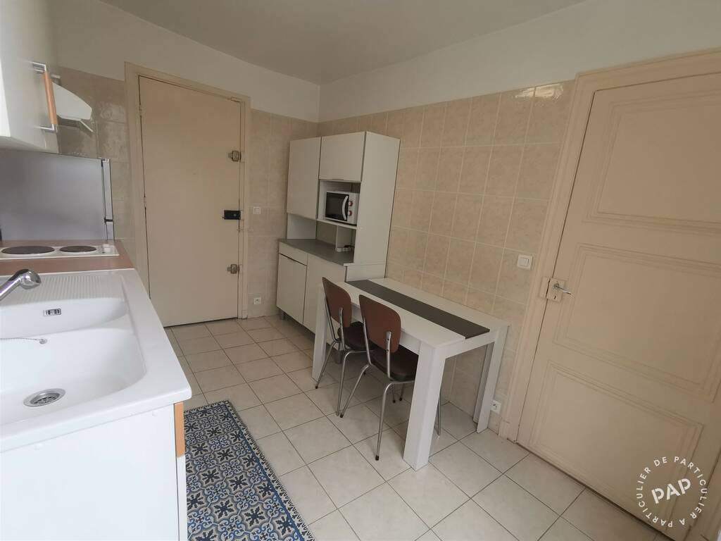 Flat Place du Général Kœnig in Paris