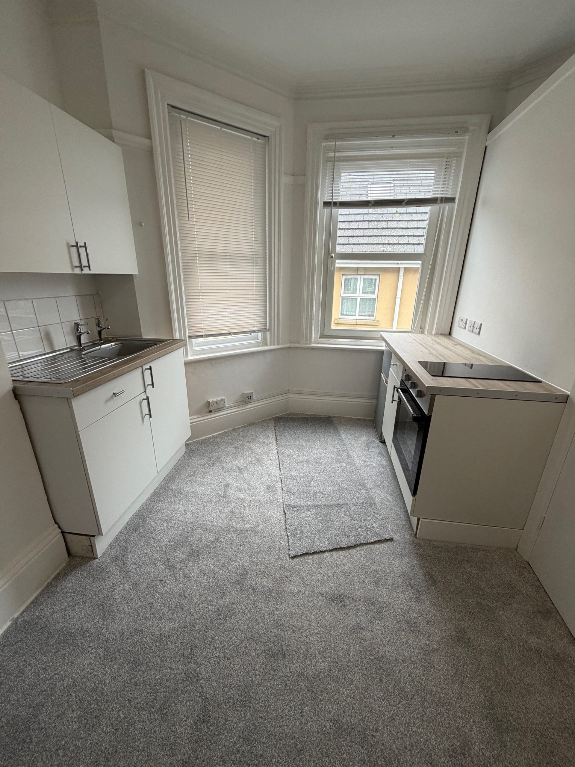 Flat Methuen Close in Bournemouth