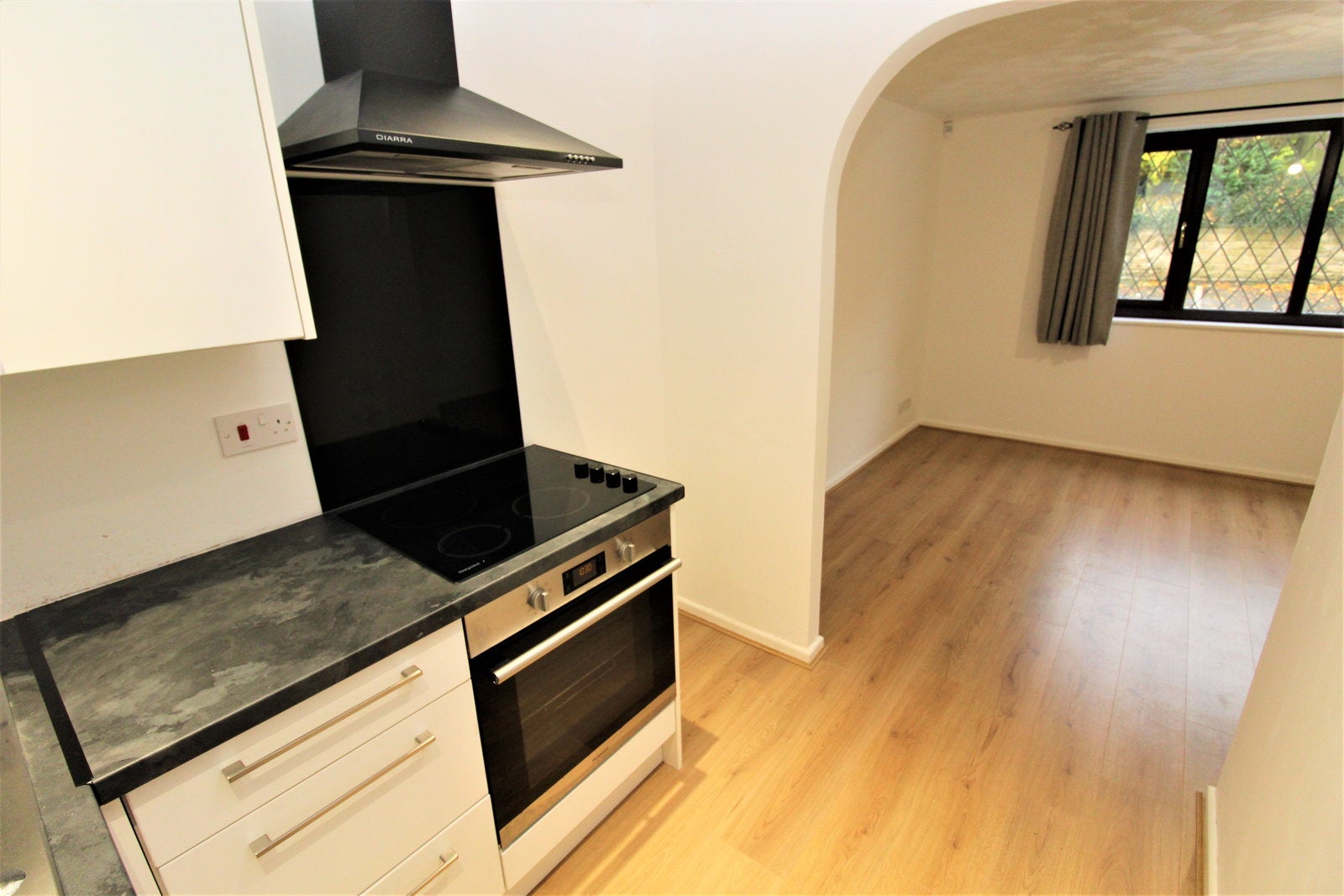 Flat Coleridge Road in Shaw