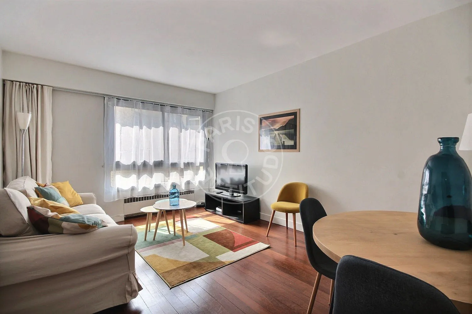 Flat Rue de Varize in Paris