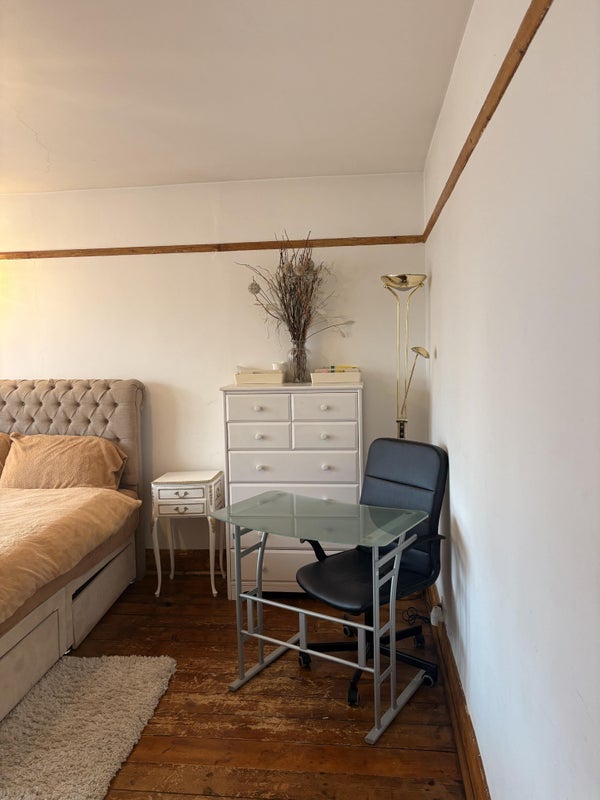 Room Munster Gardens in Greater London